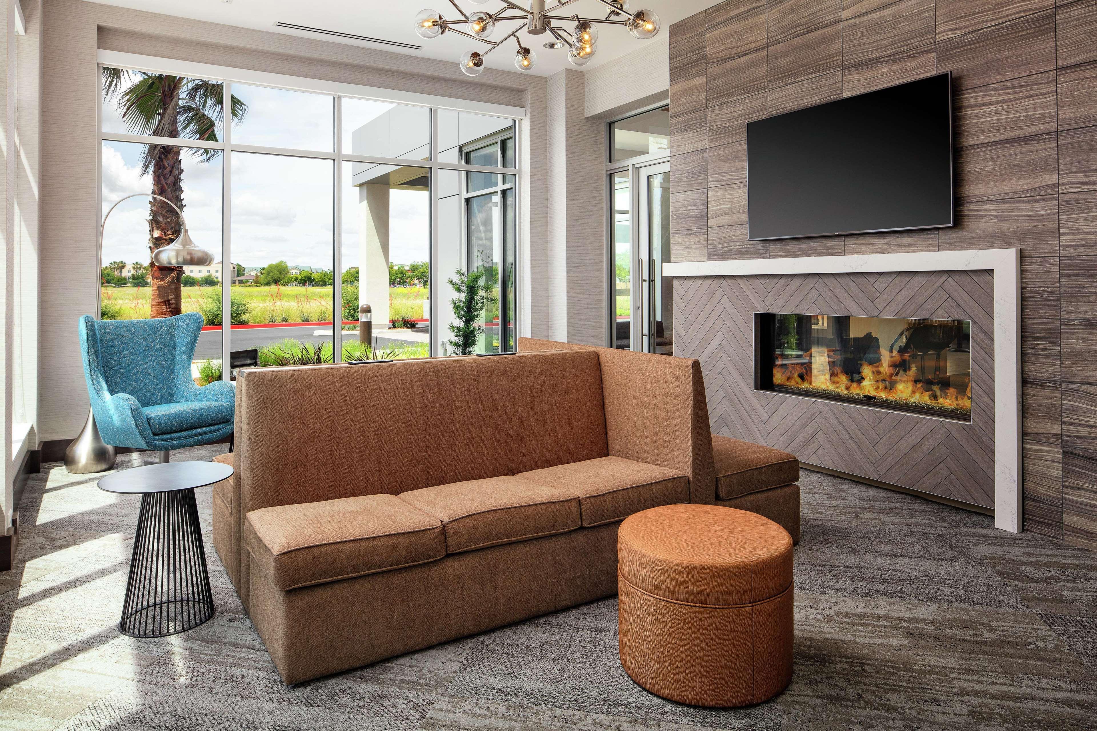 Hilton Garden Inn Sacramento Airport Natomas Eksteriør billede
